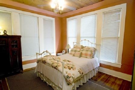 Crystal River Inn San Marcos Room photo